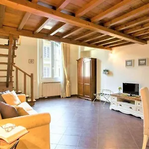 Charming Cavour Heart Of Appartamento